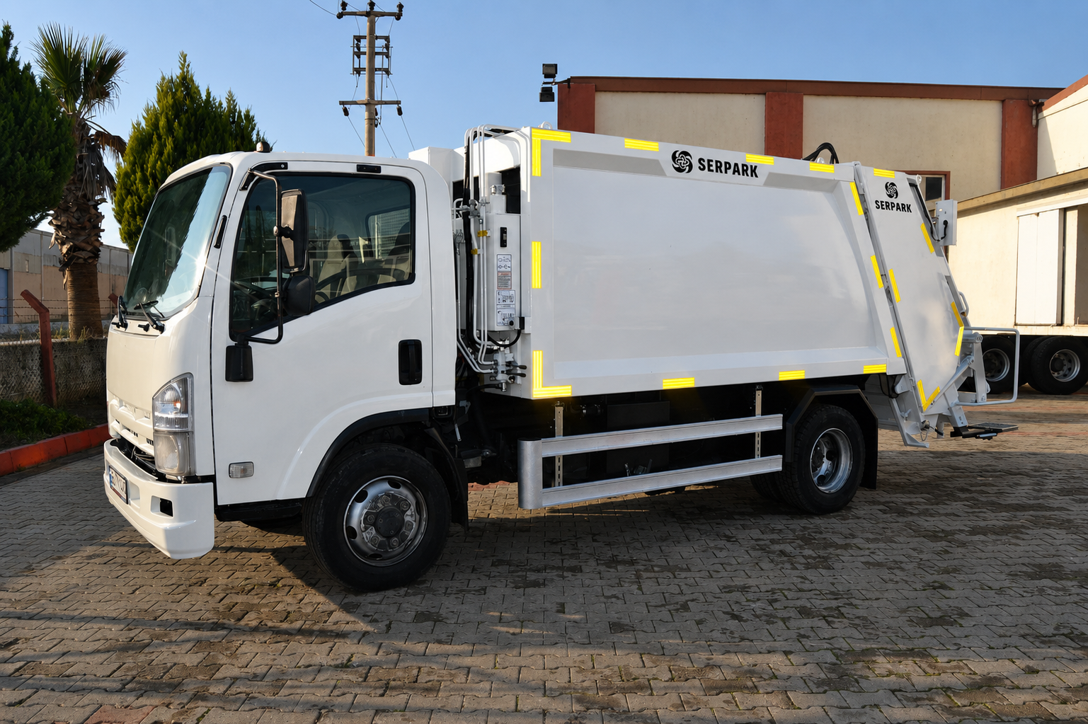 Hydroulic Garbage Compactor